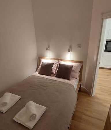 Apartment Green Lux Belgrade Exterior photo