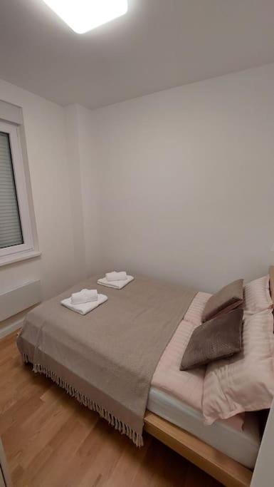 Apartment Green Lux Belgrade Exterior photo